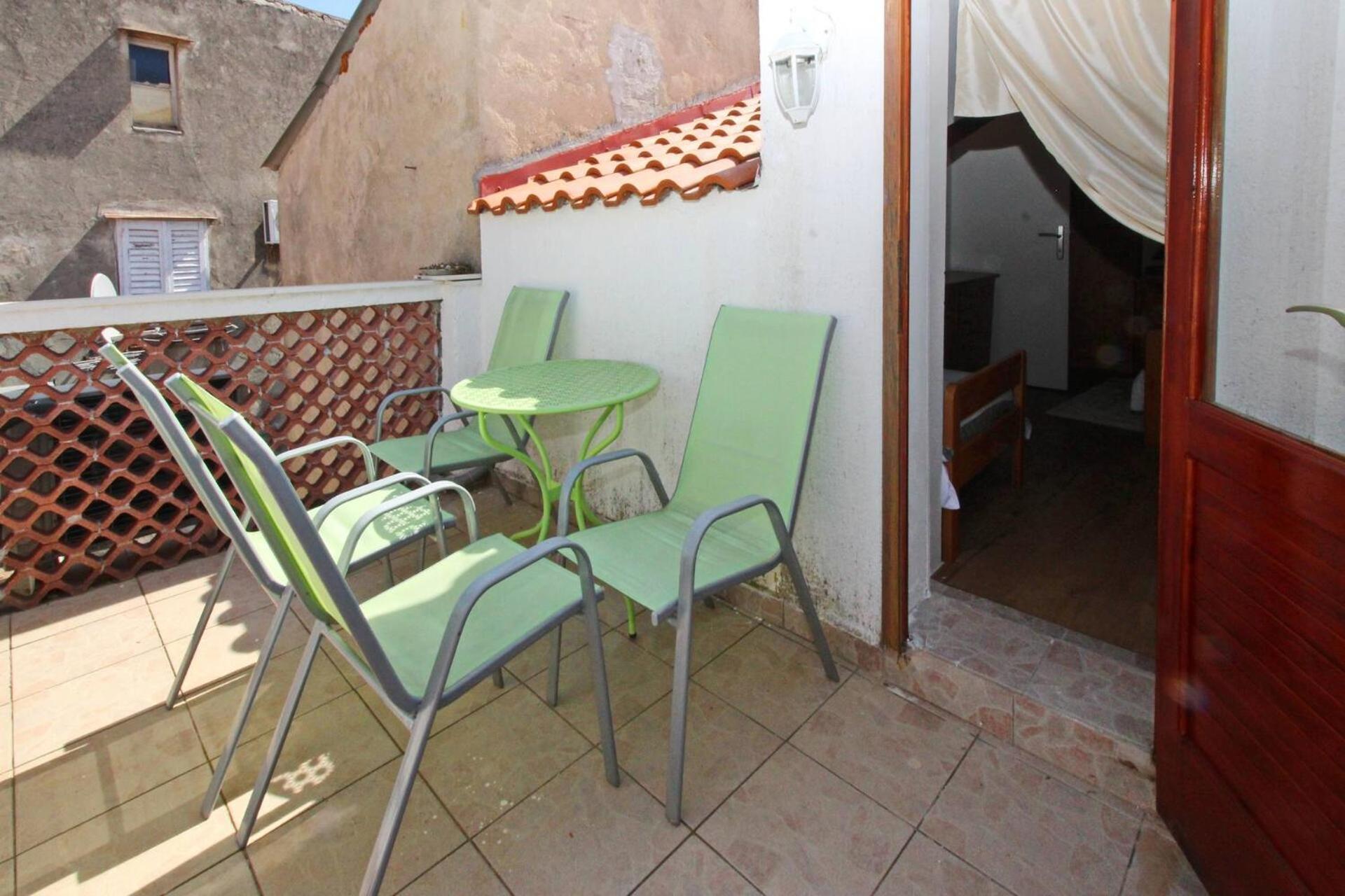 Apartment Fantov Old Town Residence Baska  Exterior photo